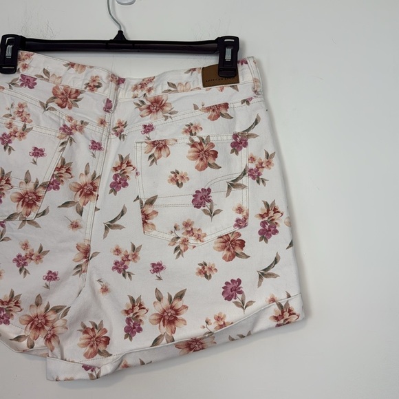 American Eagle White with Pink and Orange Floral Print Mom Shorts. Size 14. - Picture 8 of 16